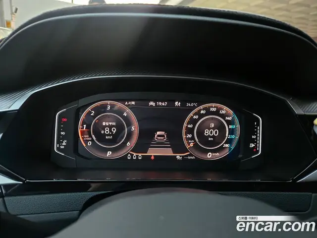 Volkswagen Arteon 2023 2.0 автомат (гидро), миниатюра 4