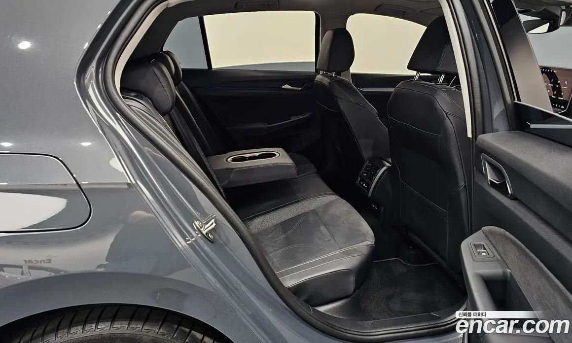 Volkswagen Golf 2025 2.0 автомат (гидро), фото 17
