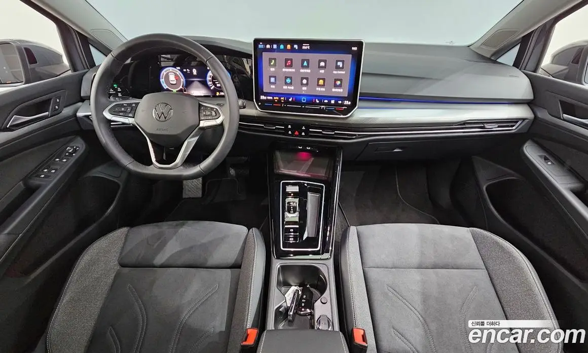 Volkswagen Golf 2025 2.0 автомат (гидро), фото 10