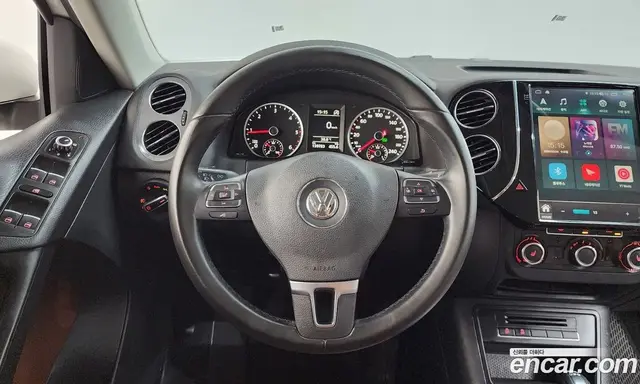 Volkswagen Tiguan 2014 2.0 автомат (гидро), миниатюра 12