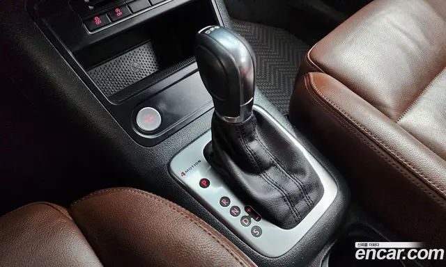 Volkswagen Tiguan 2014 2.0 автомат (гидро), миниатюра 9
