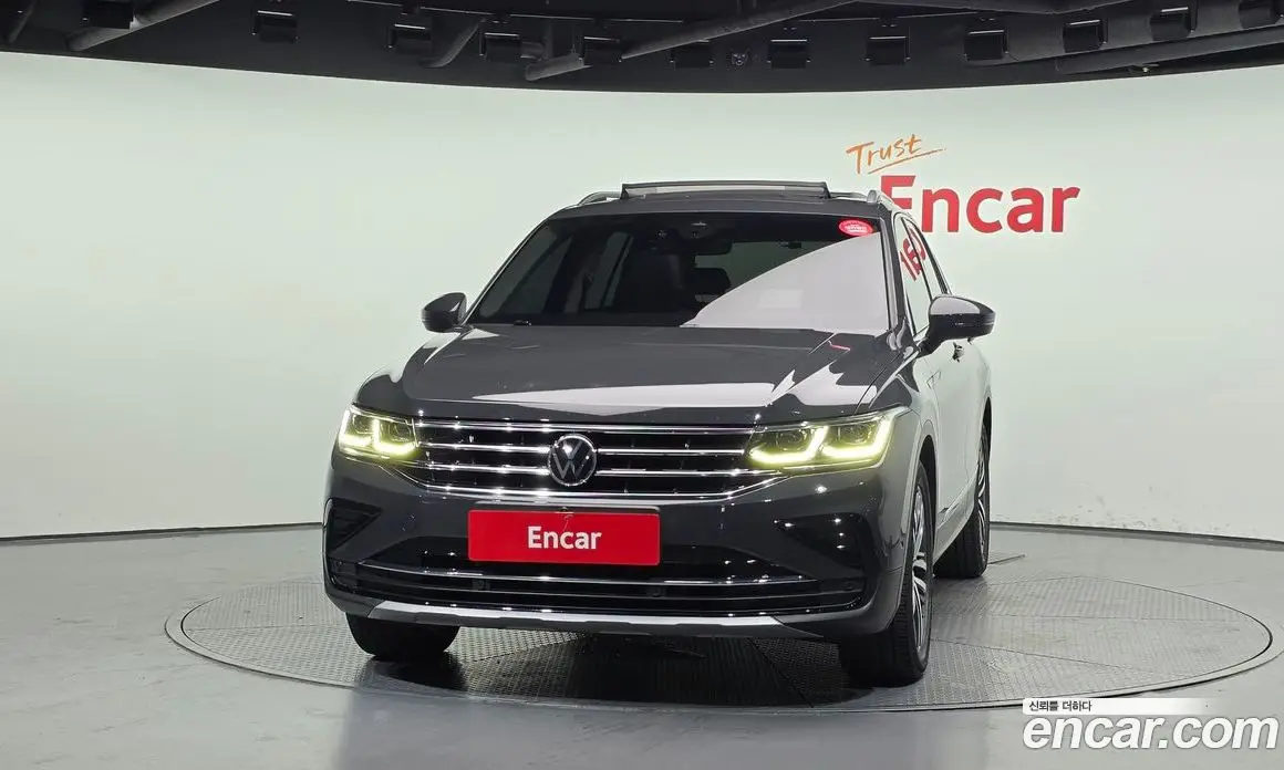 Volkswagen Tiguan 2021 2.0 автомат (гидро), фото 3