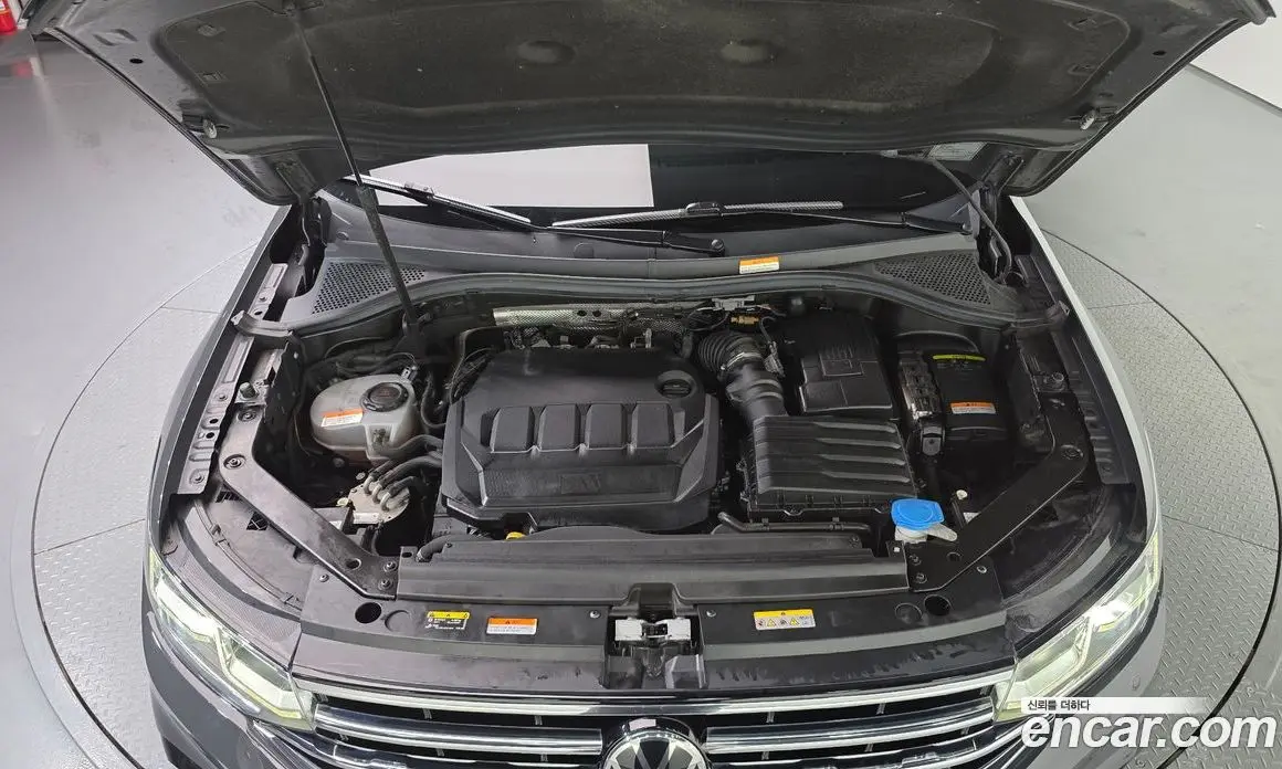 Volkswagen Tiguan 2021 2.0 автомат (гидро), фото 6