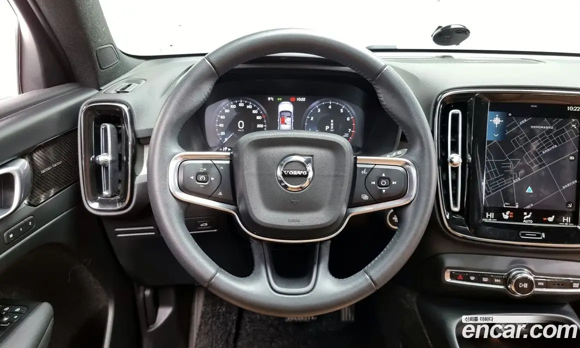 Volvo XC40 2021 2.0 автомат (гидро), фото 13