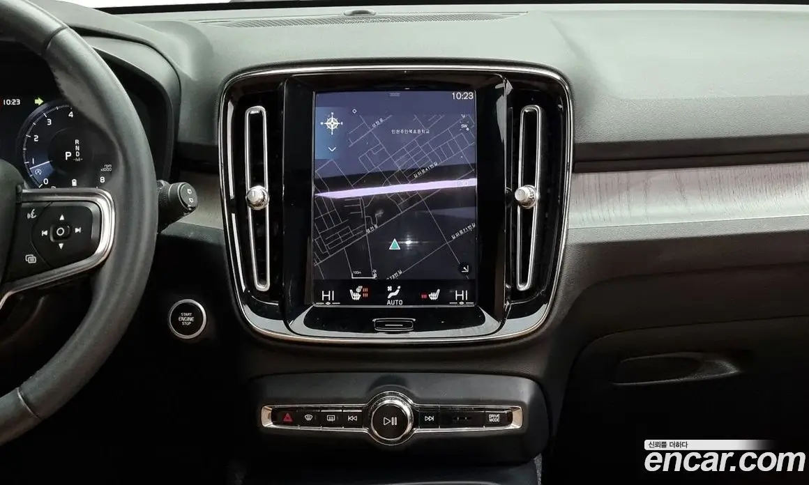 Volvo XC40 2021 2.0 автомат (гидро), фото 14