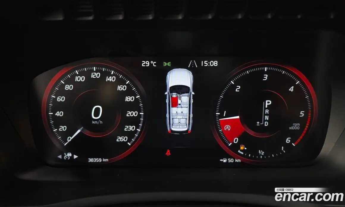 Volvo XC90 2018 2.0 автомат (гидро), фото 11