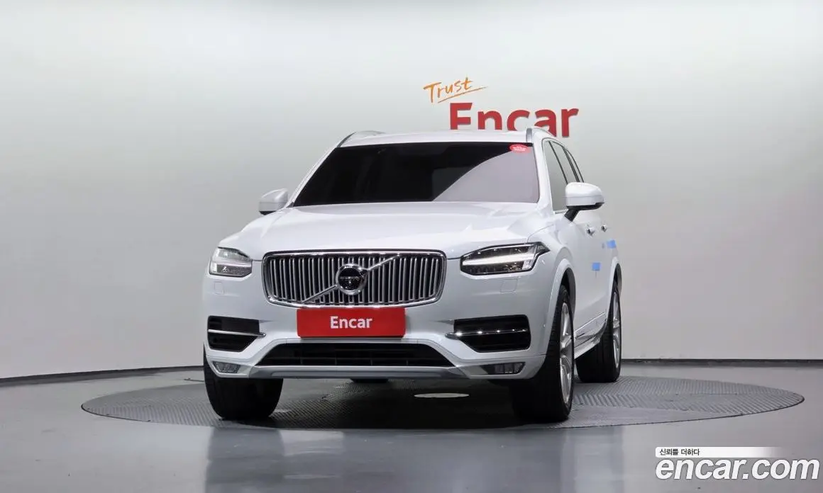 Volvo XC90 2018 2.0 автомат (гидро), фото 3