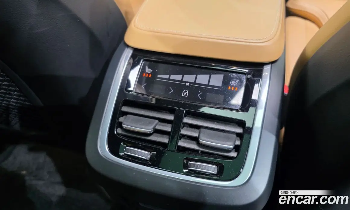 Volvo XC90 2018 2.0 автомат (гидро), фото 25