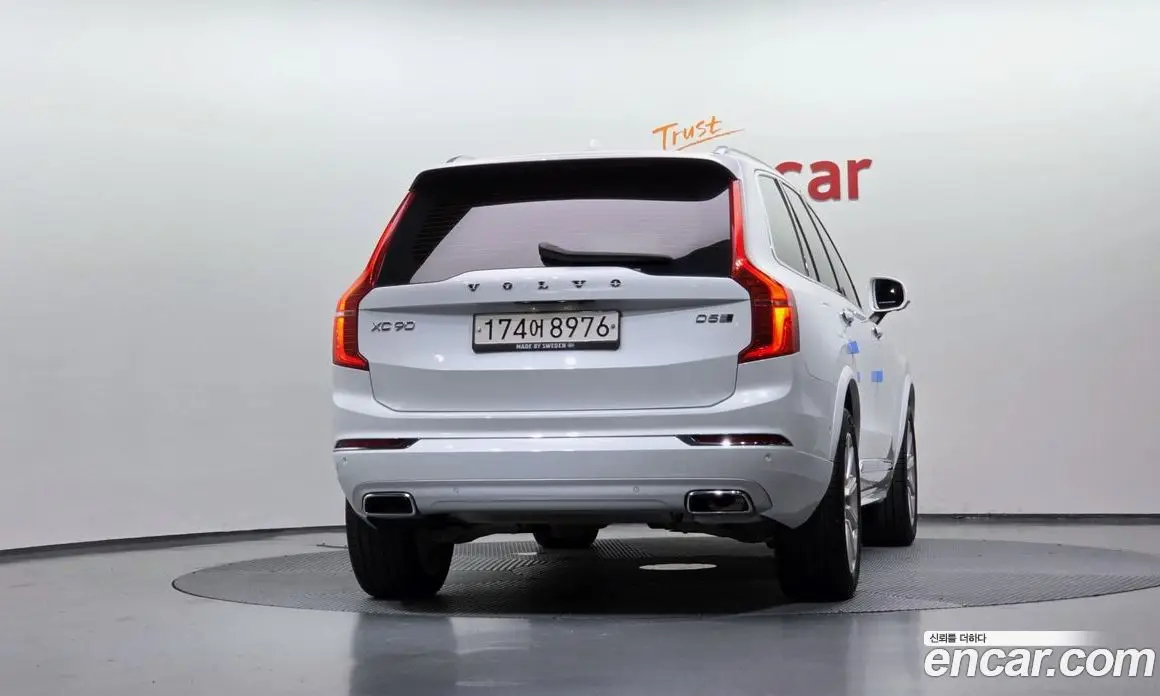 Volvo XC90 2018 2.0 автомат (гидро), фото 4