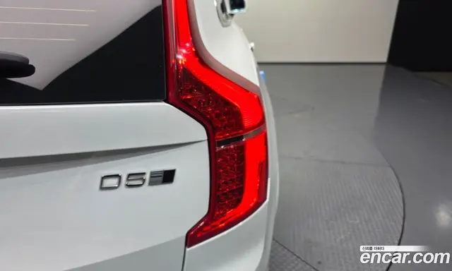 Volvo XC90 2018 2.0 автомат (гидро), миниатюра 9