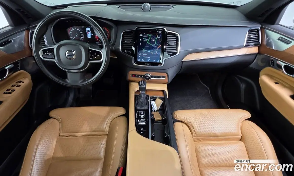 Volvo XC90 2018 2.0 автомат (гидро), фото 10