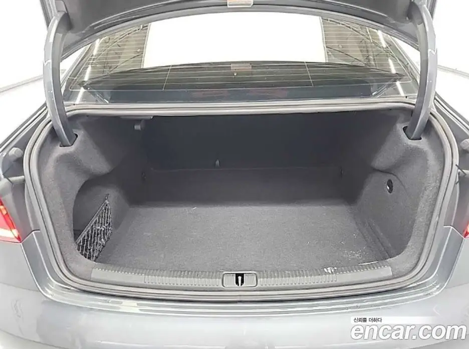 Audi A3 2014 1.6 автомат (гидро), фото 17