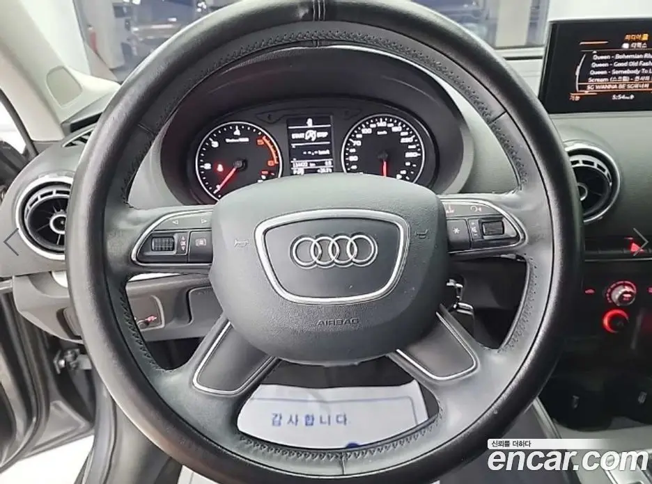 Audi A3 2014 1.6 автомат (гидро), фото 9