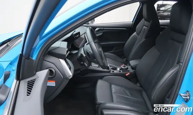Audi A3 2023 2.0 автомат (гидро), миниатюра 10