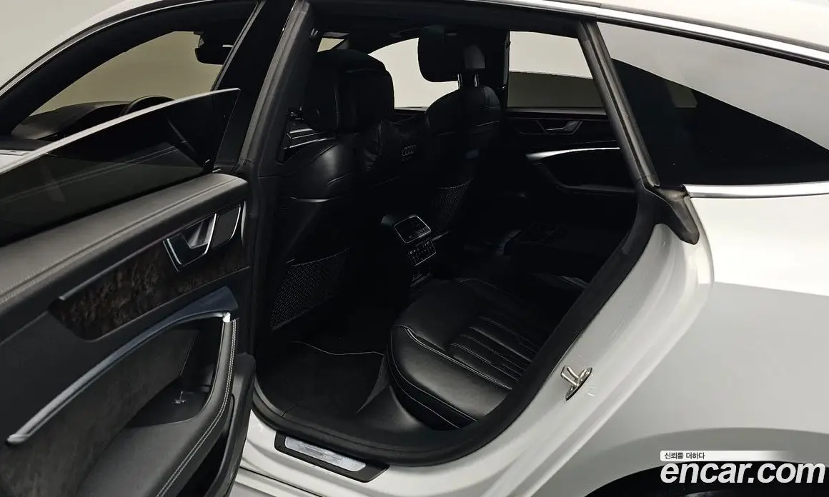 Audi A7 2021 3.0 автомат (гидро), фото 16