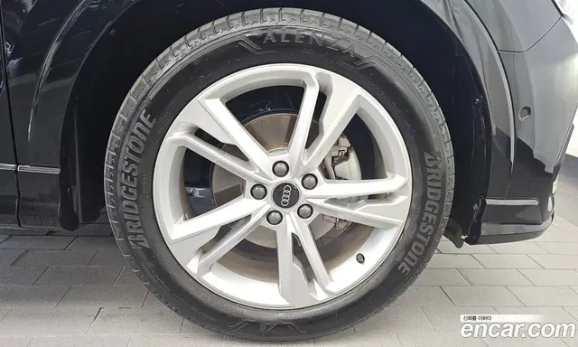 Audi Q3 2022 2.0 автомат (гидро), миниатюра 7