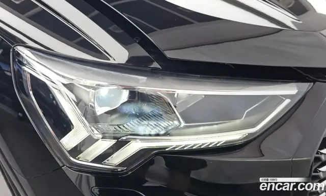 Audi Q3 2022 2.0 автомат (гидро), миниатюра 8