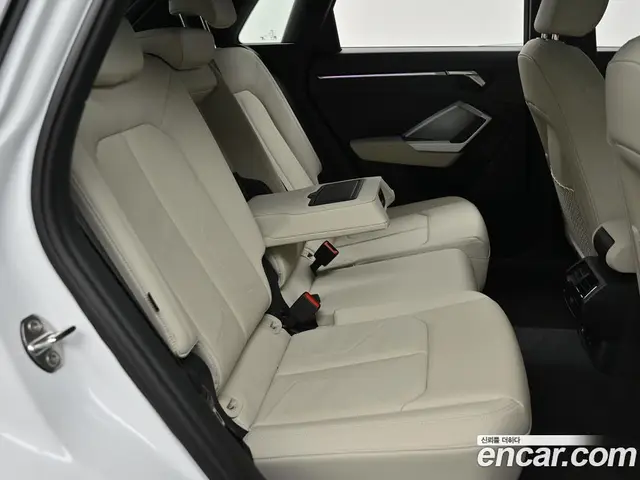 Audi Q3 2025 2.0 автомат (гидро), миниатюра 11