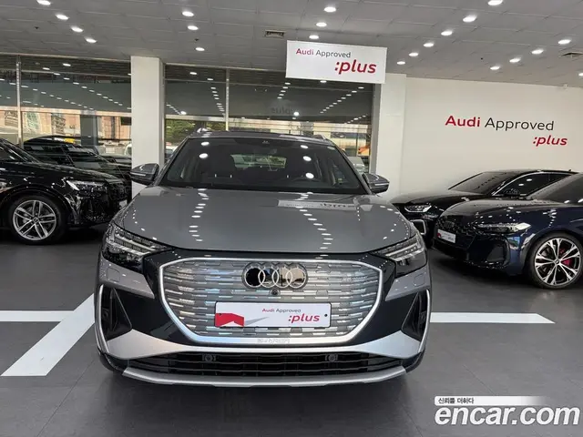 Audi Q4 e-tron 2026 0.2 автомат (гидро), миниатюра 3