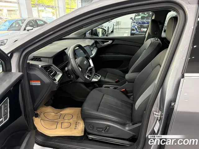 Audi Q4 e-tron 2026 0.2 автомат (гидро), миниатюра 10