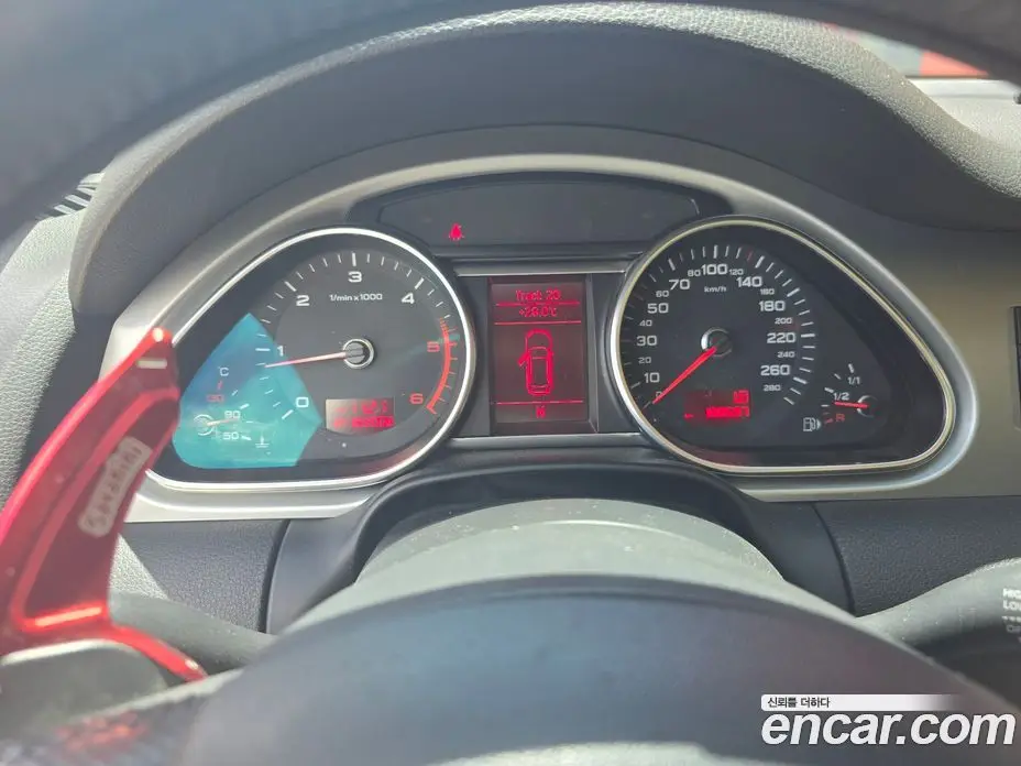 Audi Q7 2010 3.0 автомат (гидро), фото 5