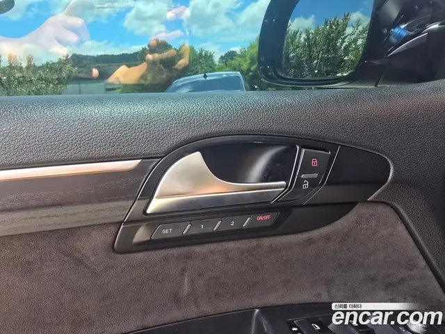 Audi Q7 2010 3.0 автомат (гидро), миниатюра 7