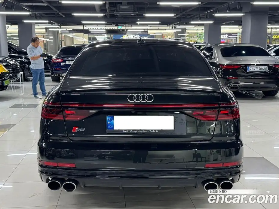 Audi S8 2021 4.0 автомат (гидро), фото 4