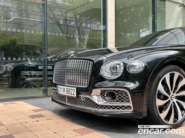 Bentley Flying Spur 2021 4.0 автомат (гидро), миниатюра 2 Bentley Flying Spur 2021 4.0 автомат (гидро), миниатюра 2