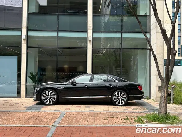Bentley Flying Spur 2021 4.0 автомат (гидро), миниатюра 9 Bentley Flying Spur 2021 4.0 автомат (гидро), миниатюра 9