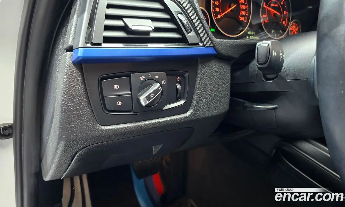 BMW 3 серия 2015 2.0 автомат (гидро), фото 20