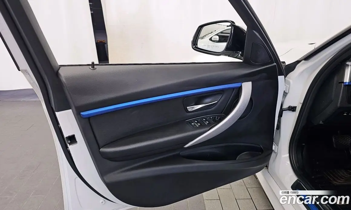 BMW 3 серия 2017 2.0 автомат (гидро), фото 14