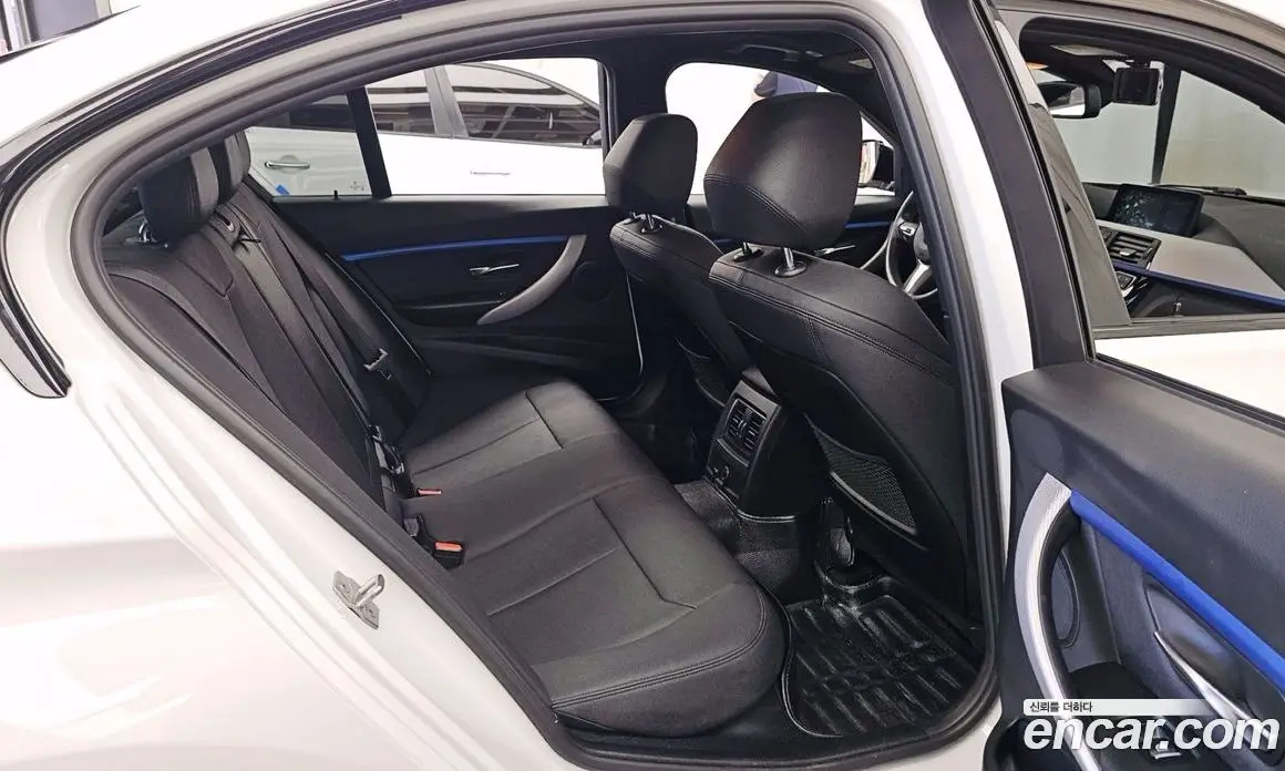BMW 3 серия 2017 2.0 автомат (гидро), фото 18