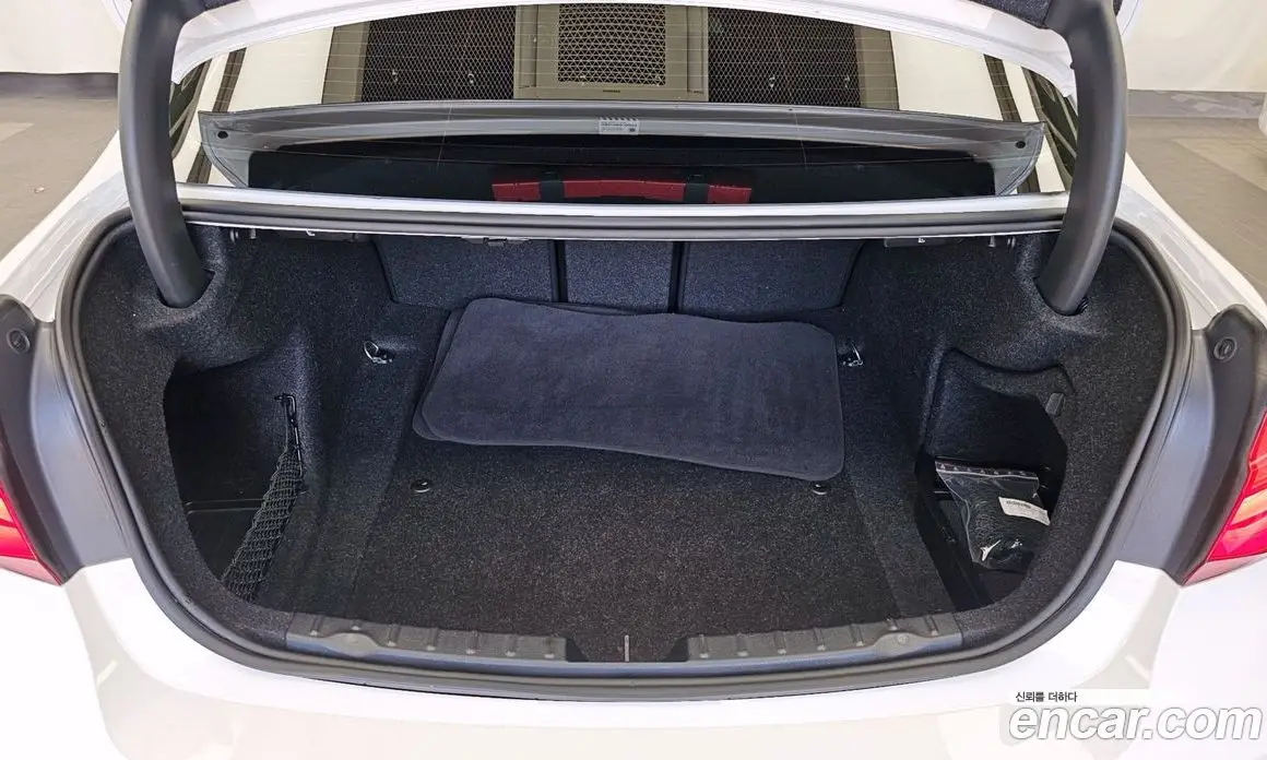 BMW 3 серия 2017 2.0 автомат (гидро), фото 26