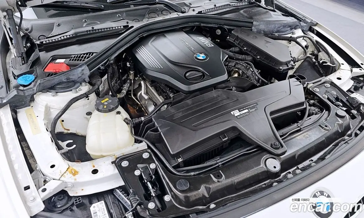 BMW 3 серия 2017 2.0 автомат (гидро), фото 6
