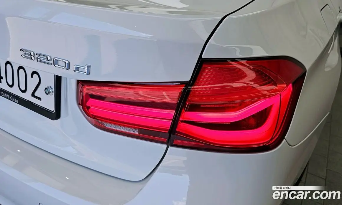 BMW 3 серия 2017 2.0 автомат (гидро), фото 9