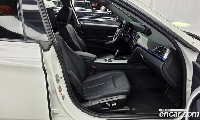BMW 3 серия 2017 2.0 автомат (гидро), миниатюра 11