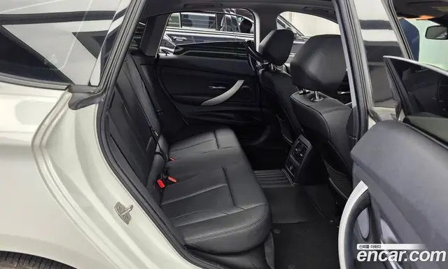BMW 3 серия 2017 2.0 автомат (гидро), миниатюра 12