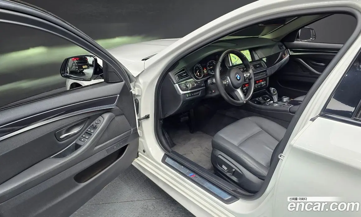 BMW 5 серия 2016 2.0 автомат (гидро), фото 11