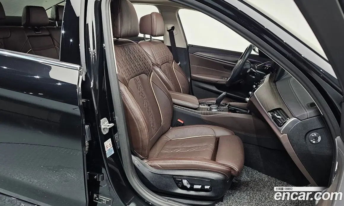 BMW 5 серия 2020 2.0 автомат (гидро), фото 9