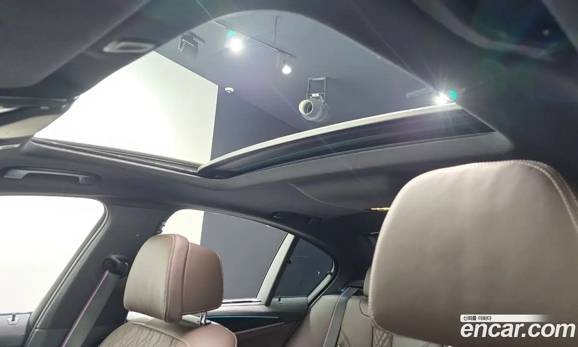 BMW 5 серия 2021 4.4 автомат (гидро), фото 32