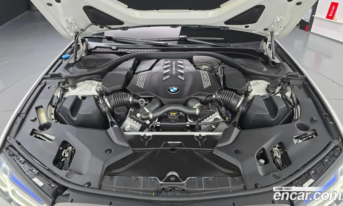 BMW 5 серия 2021 4.4 автомат (гидро), фото 6