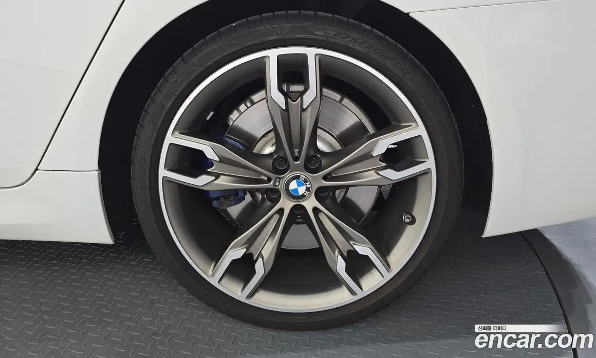 BMW 5 серия 2021 4.4 автомат (гидро), фото 7