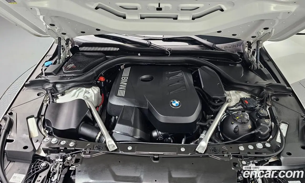 BMW 5 серия 2023 2.0 автомат (гидро), фото 6