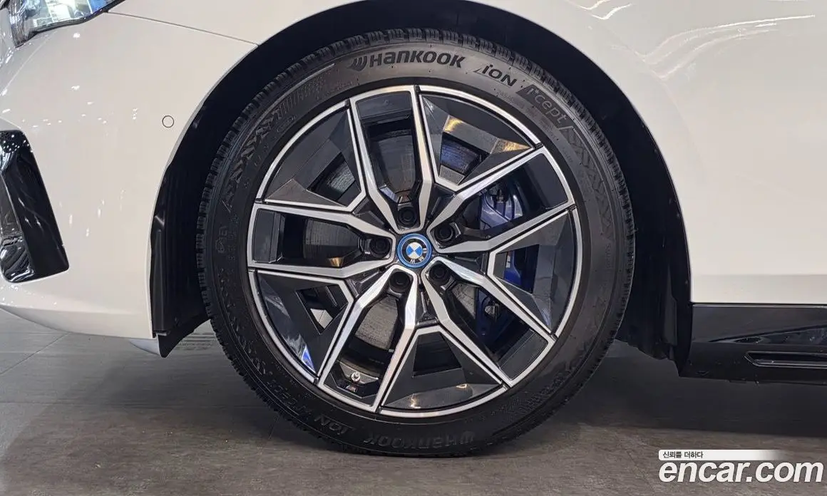 BMW i5 2025 0.2 автомат (гидро), фото 5