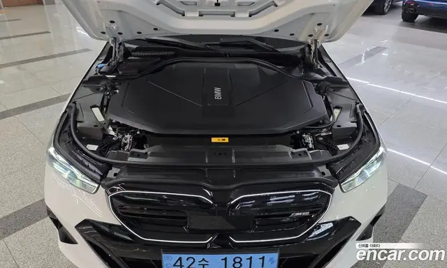 BMW i5 2025 0.2 автомат (гидро), миниатюра 6