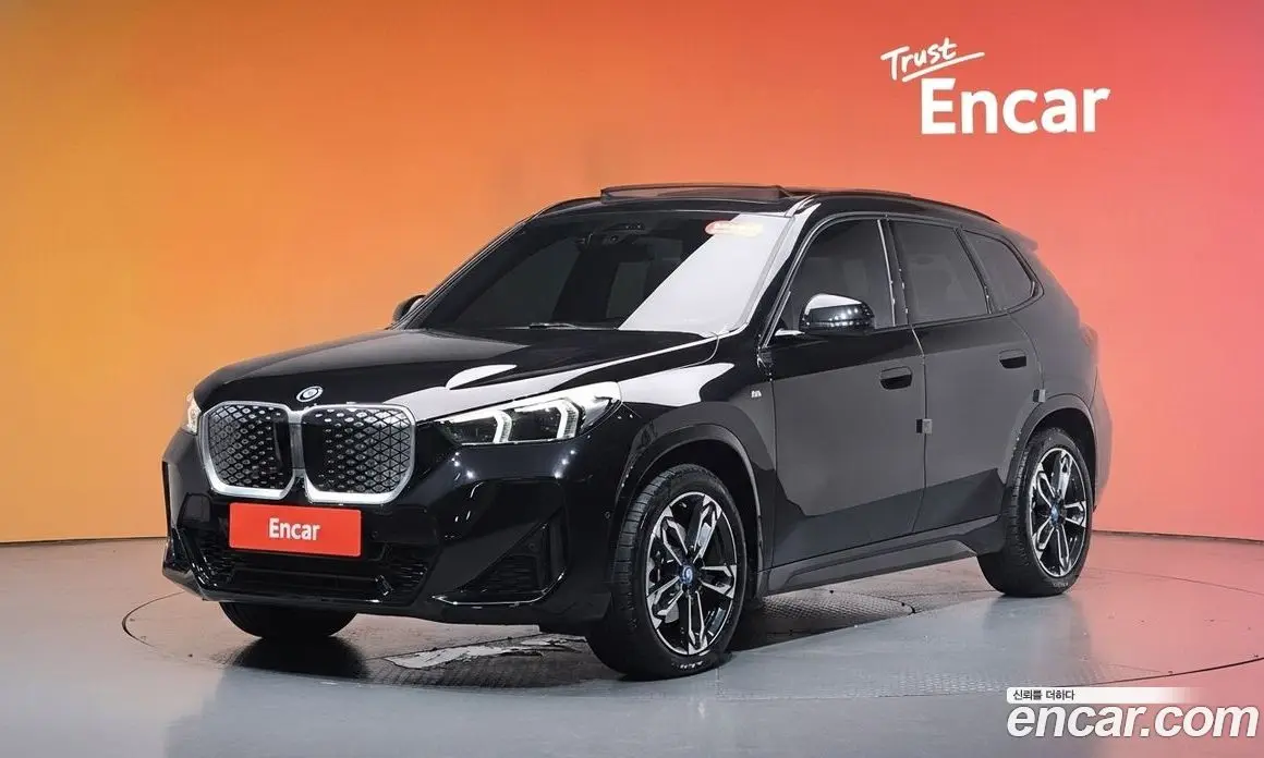 BMW iX1 2024 0.2 автомат (гидро), фото 35