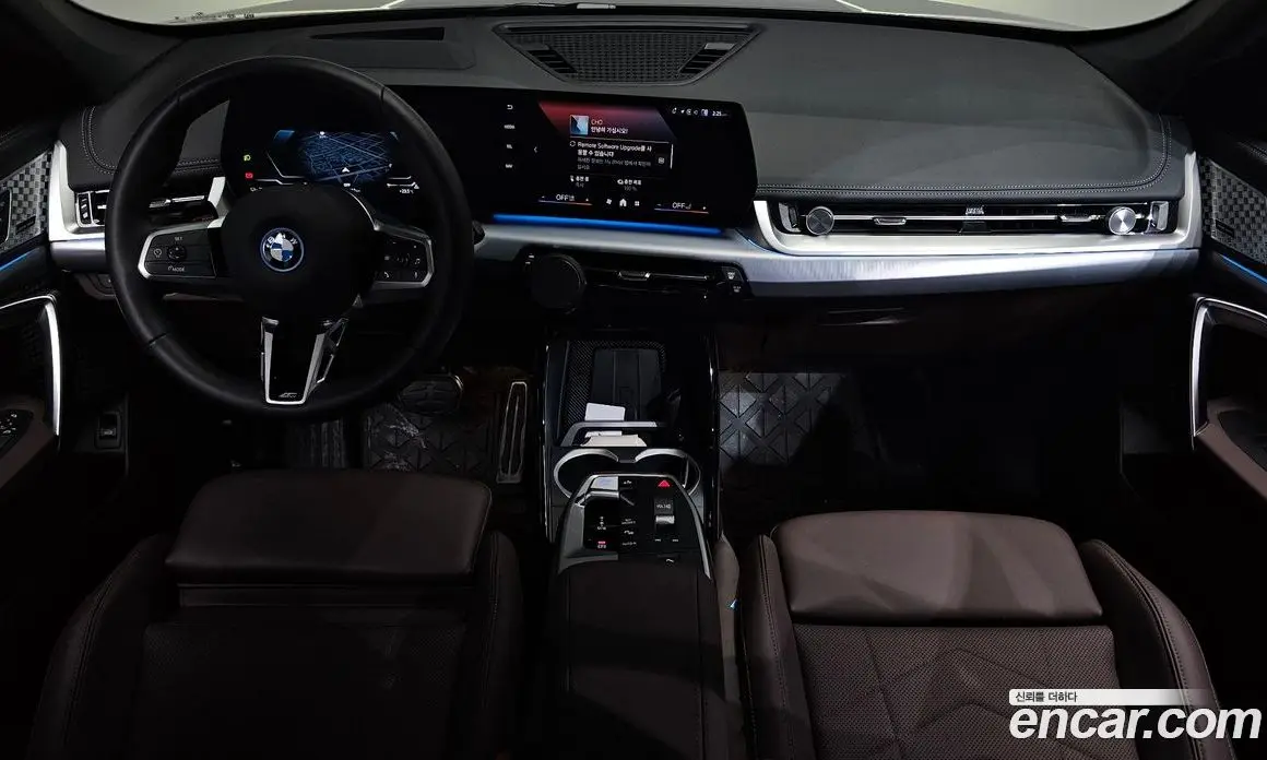 BMW iX1 2024 0.2 автомат (гидро), фото 9