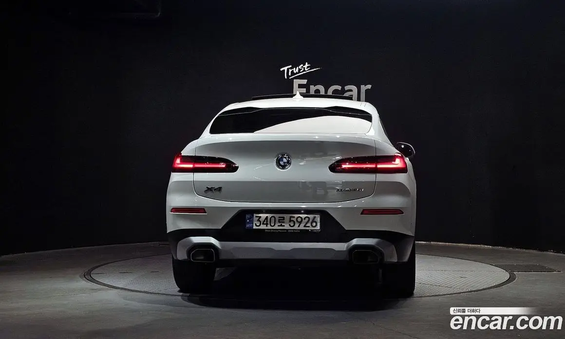 BMW X4 2022 2.0 автомат (гидро), фото 4