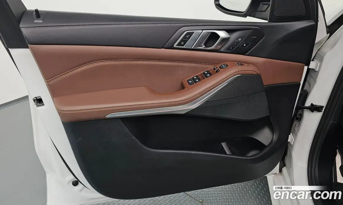 BMW X5 2022 3.0 автомат (гидро), фото 14