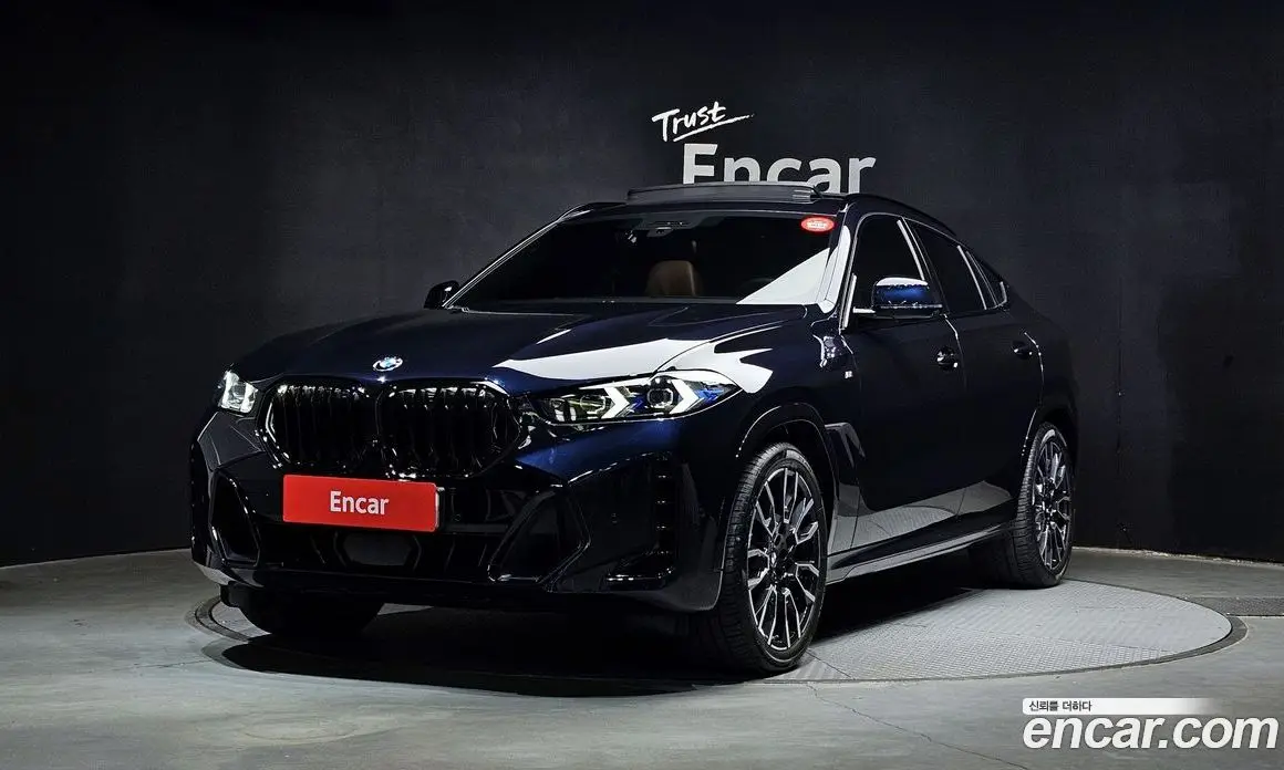 BMW X6 2025 3.0 автомат (гидро), фото 1